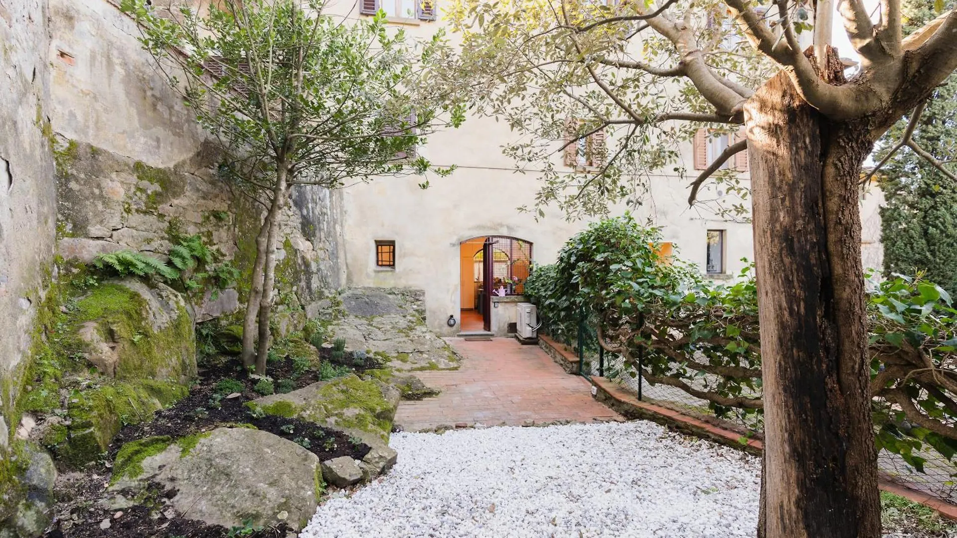 Garden Loft In Fiesole Apartment
